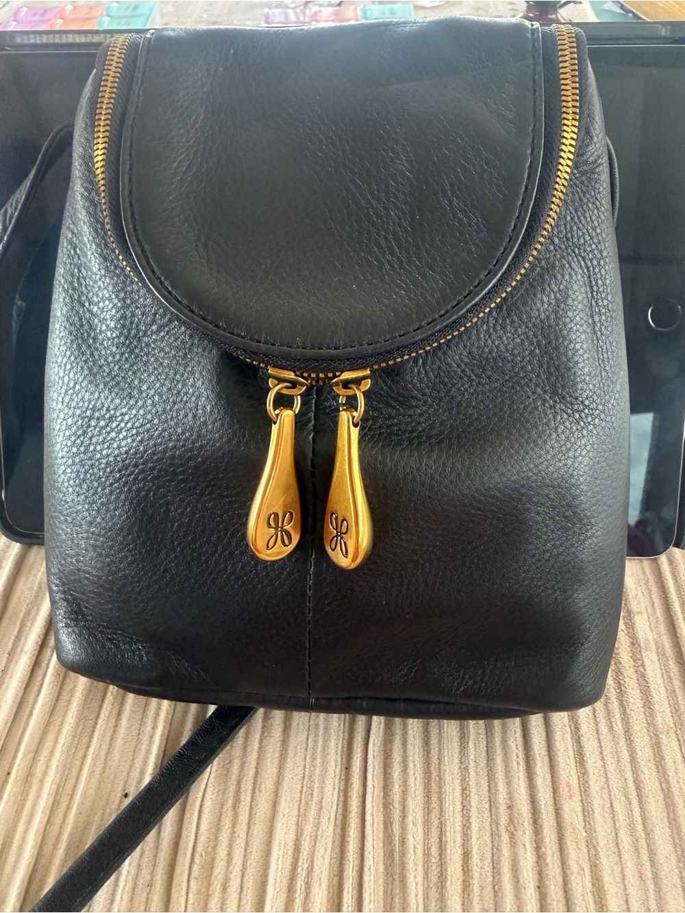 NWOT HOBO Fern Crossbody Leather Bag - Black with Gold Hardware - Picture 2 of 5